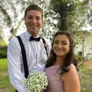 Meet your Posher, Janelle